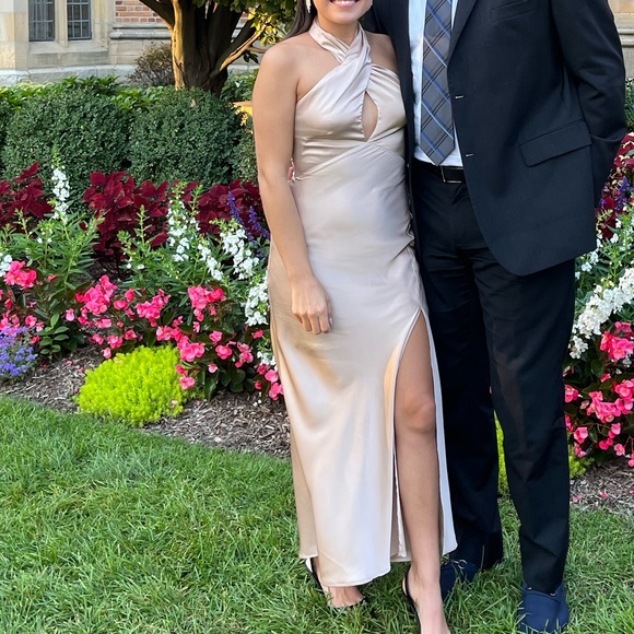 Worn once gold ASTR dress - Picture 2 of 3